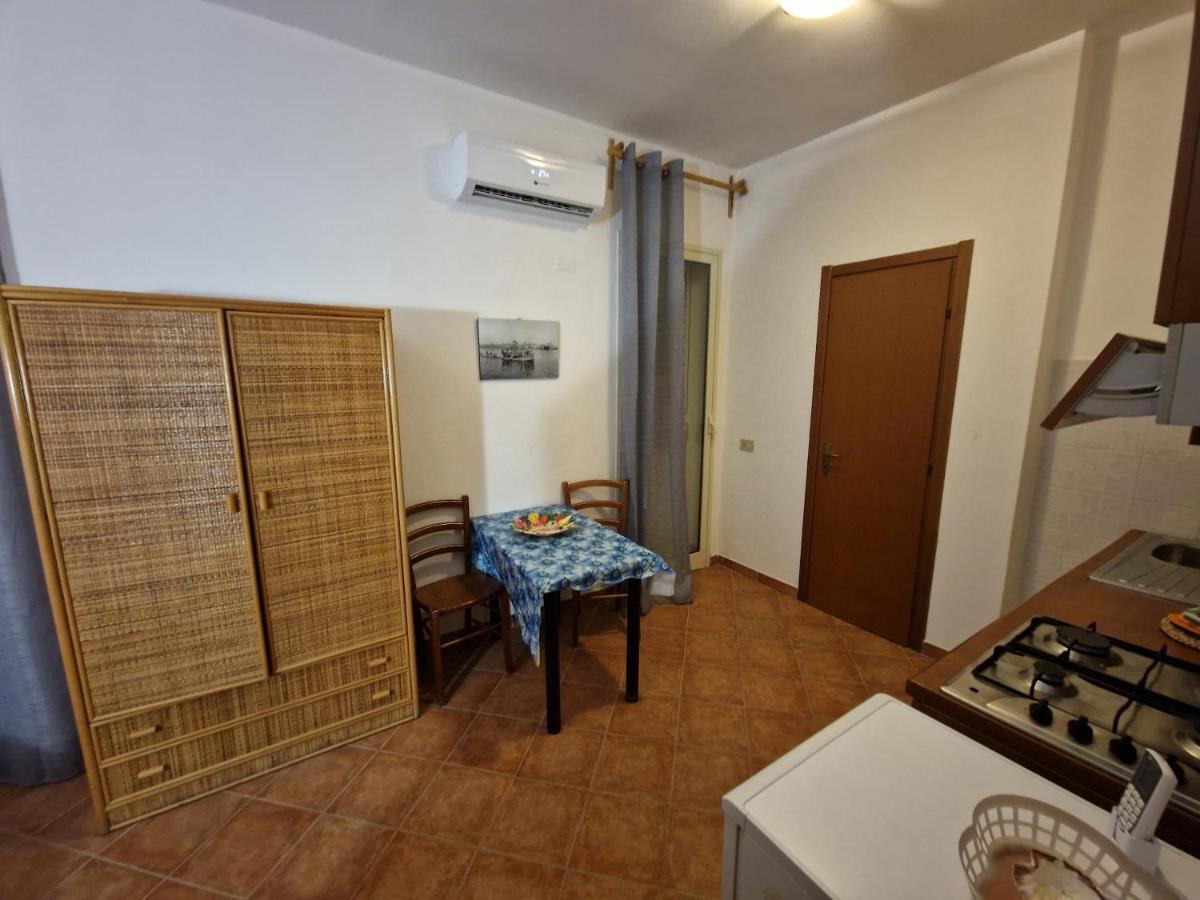 Appartamento Monolocali In Centro Paese LMP Esterno foto
