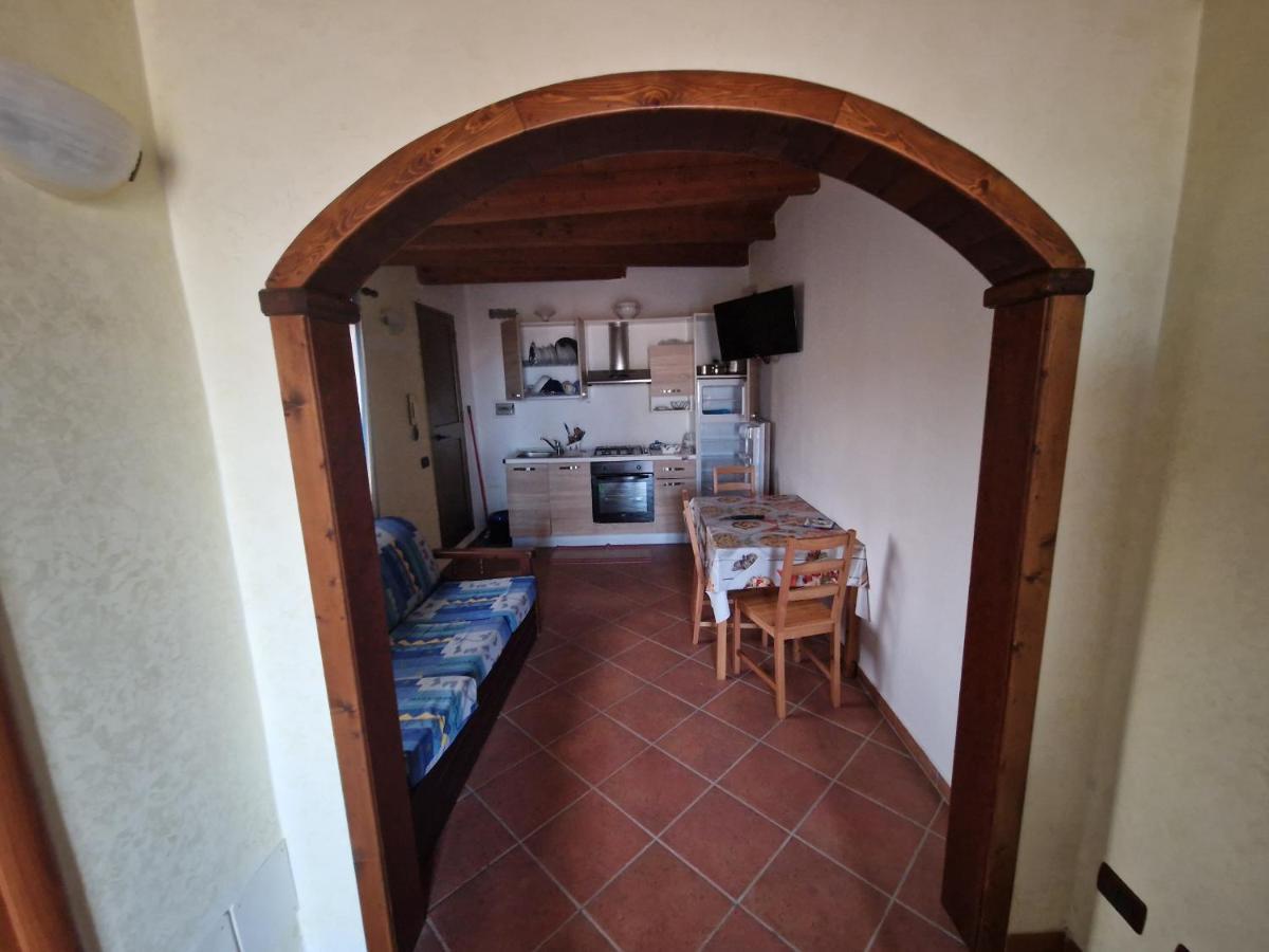 Appartamento Monolocali In Centro Paese LMP Esterno foto